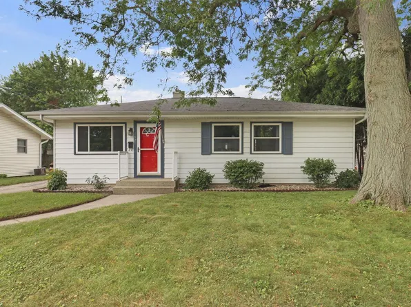 1821 84th PLACE, Kenosha, WI 53143