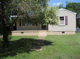 716 Milton St, Tuscumbia, AL 35674