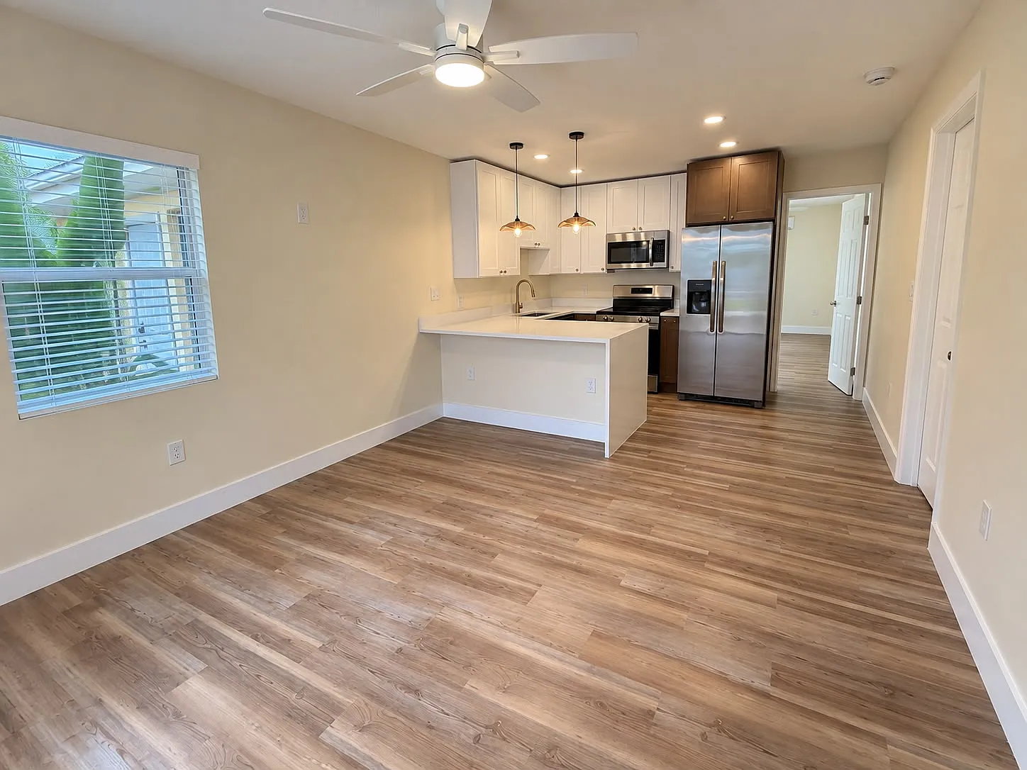 2 bed, 600 sqft, $2,250 — Photo 3