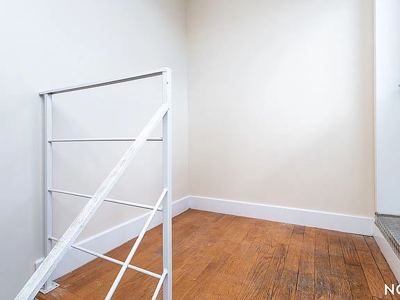 4th image of 756 Myrtle Ave APT 6A