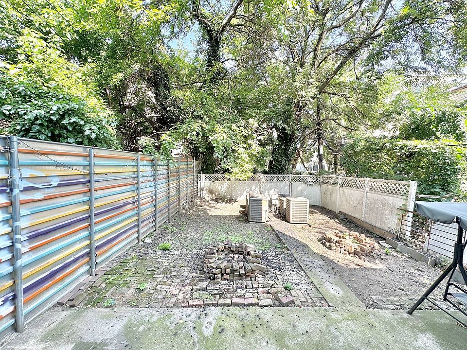 1st image of 259 Jefferson St APT 1L