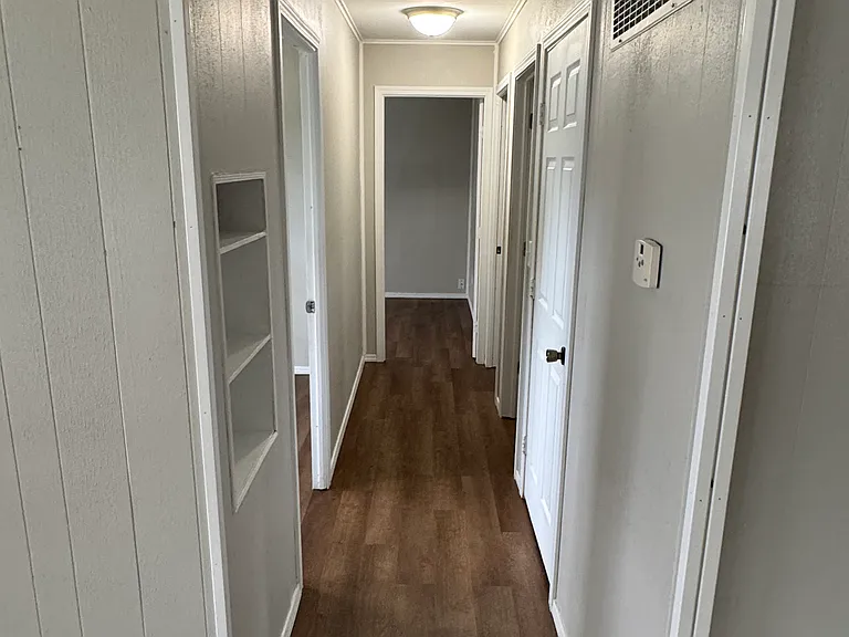 410 S William St — Photo 17