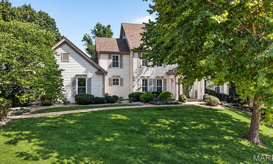 1st image of 17619 Bridgeway Dr