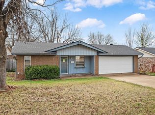 815 E Lamplighter Ct, Guthrie, OK 73044
