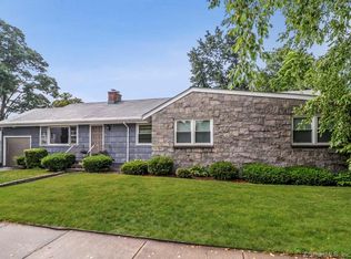 36 Astoria Ave, Bridgeport, CT 06604