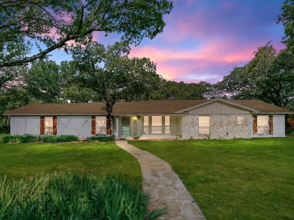 5104 Oak Timbers Ct, Colleyville, TX 76034