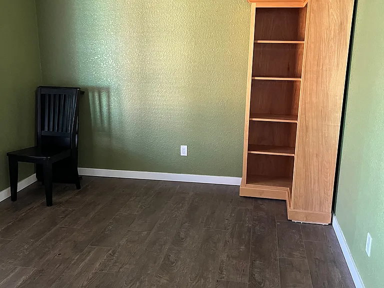 5 Devri Ct — Photo 7