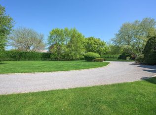15 Swans Neck Ln, Water Mill, NY 11976