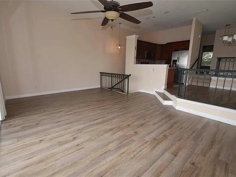 702 Coral Reef Dr #702 — Photo 4