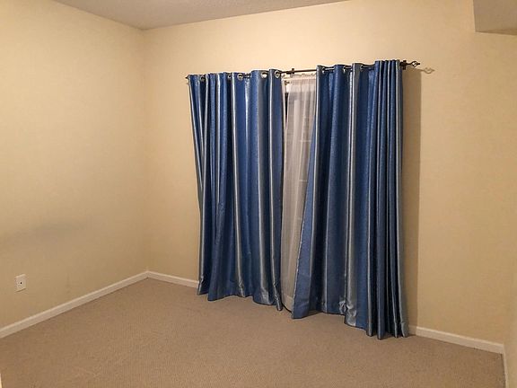 5th image of 405 Creekside Dr #201