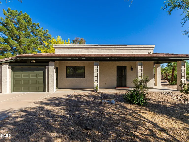 4226 E Onyx Ave — Photo 4