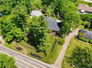 5470 Mad River Rd, Dayton, OH 45459