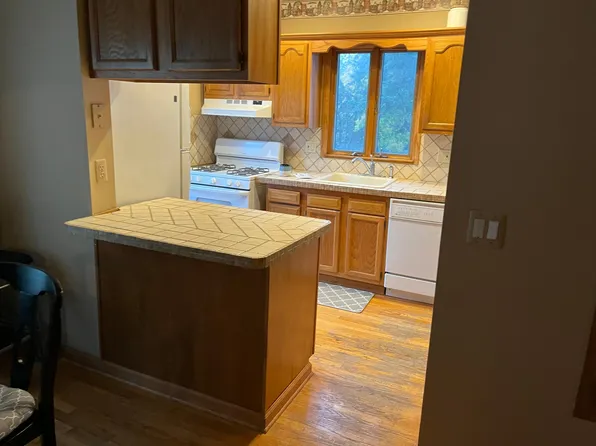 207 W Lafayette St, Romeo, MI 48065