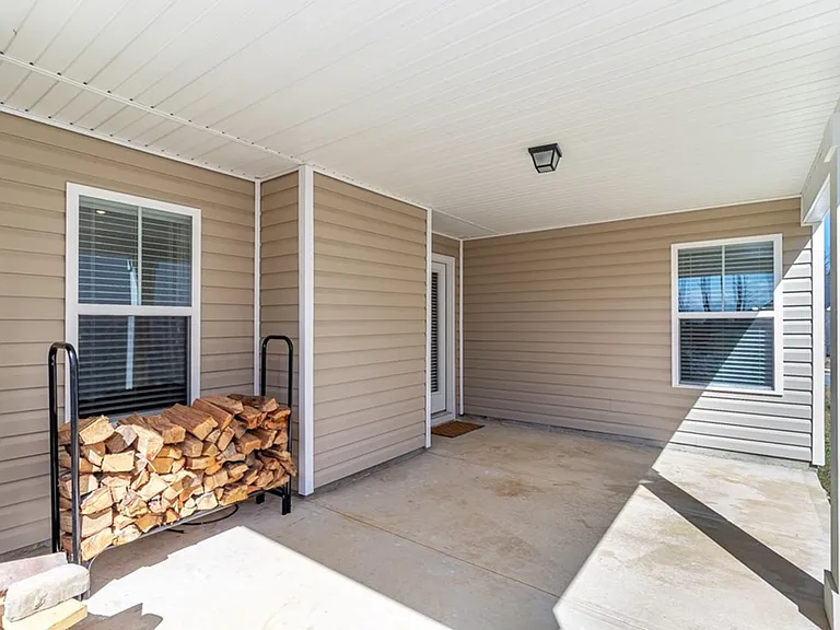 2112 Kinsale Ave — Photo 40