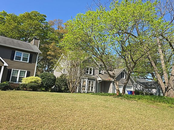 3rd image of 113 Chadwick Dr