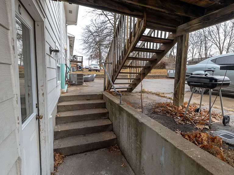 2916 Leeway Dr #D — Photo 22