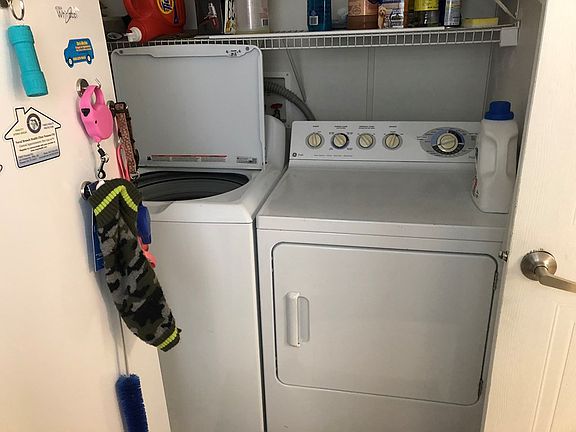 2nd image of 205 Alabama Dr