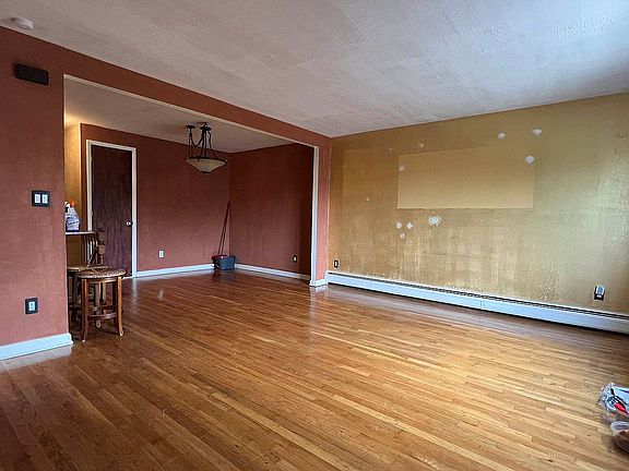 2nd image of 69-16 62nd Ave Floor 2