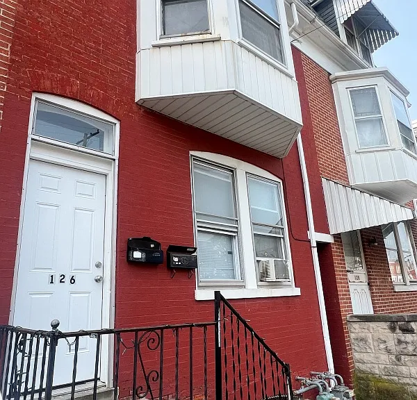 126 W Jackson St #1 — Photo 1