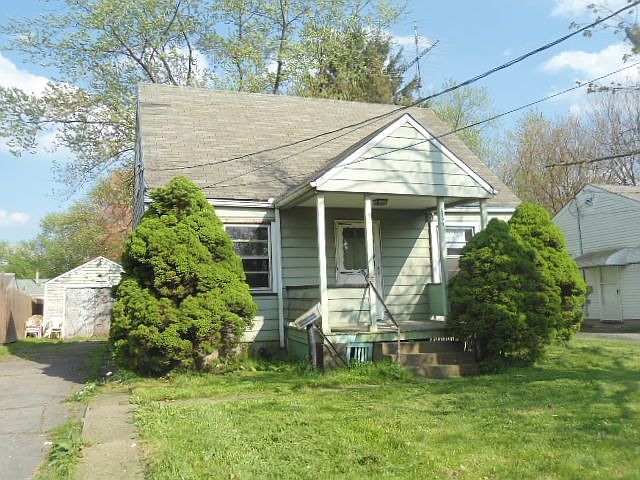 1st image of 1399 Adelaide Ave SE