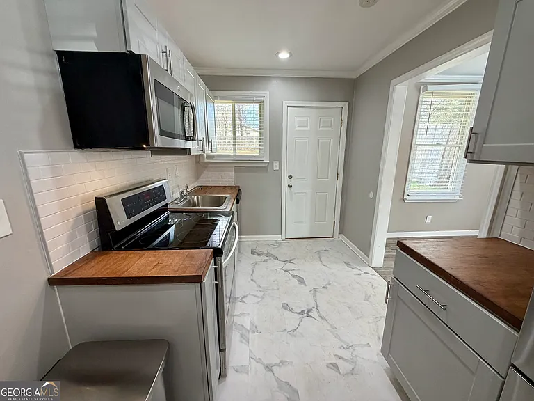 2912 Glenwood Ave SE — Photo 12
