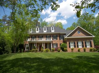 11140 Sandy Manor Dr, Fairfax Station, VA 22039