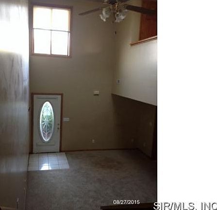 2nd image of 104 N Gordon Ln