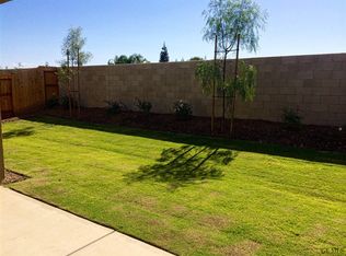 12201 Quiet Creek Way, Bakersfield, CA 93311