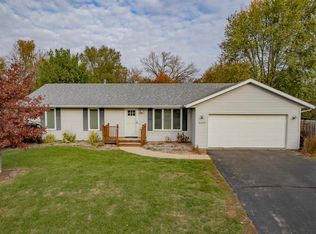 6369 Weathervane Ln, Machesney Park, IL