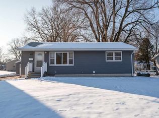 411 W Dale St, Waterloo, IA 50703
