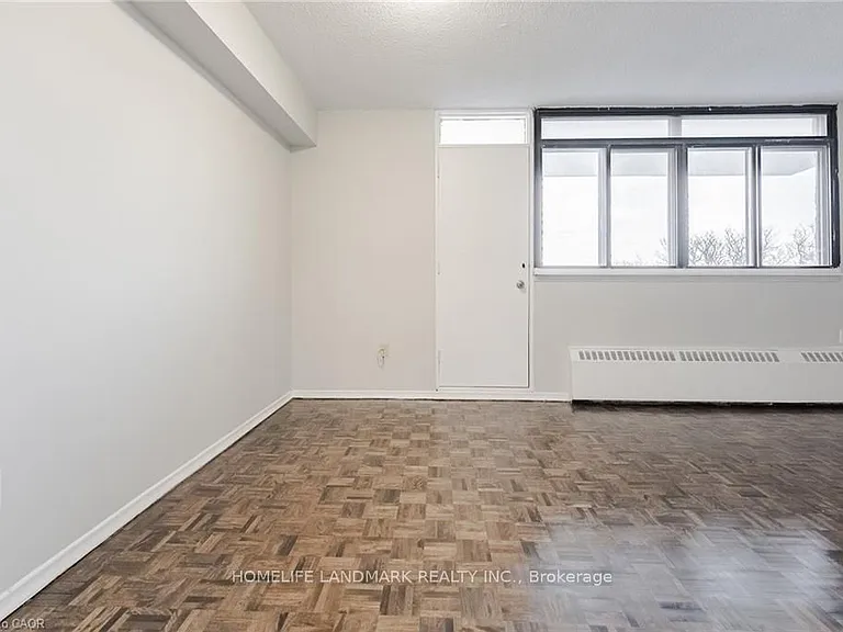770 Hager Ave #401 — Photo 9
