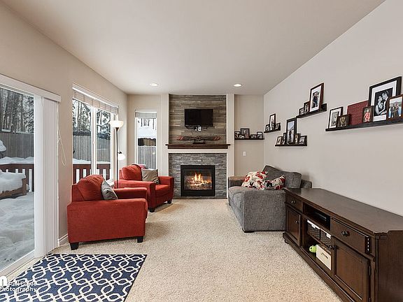 3rd image of 16154 Stineburg Dr