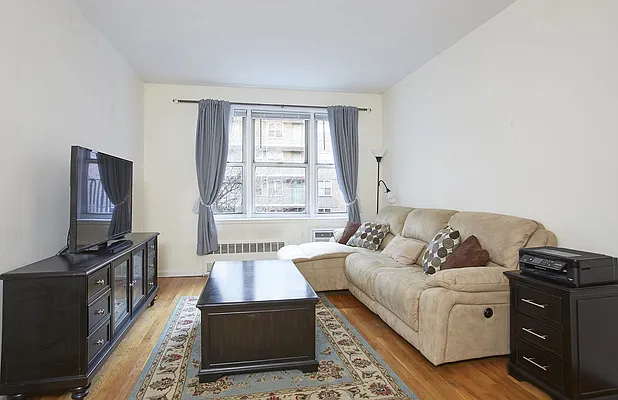 Rented by Stribling | media 6