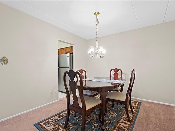 5th image of 425 Home Ave APT 3F