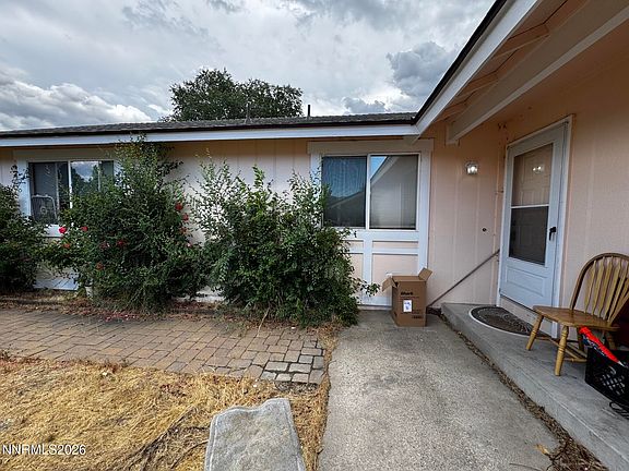 3rd image of 2903 Panamint Rd