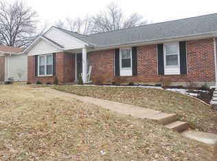 346 Palermo Dr, Ballwin, MO 63021