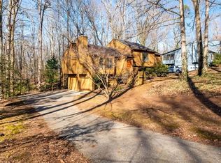 650 Old Orchard Dr SW, Marietta, GA