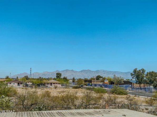 5848 S Del Moral Blvd, Tucson, AZ 85706