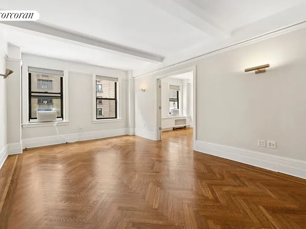 65 E 96th St APT 4A, New York, NY 10128