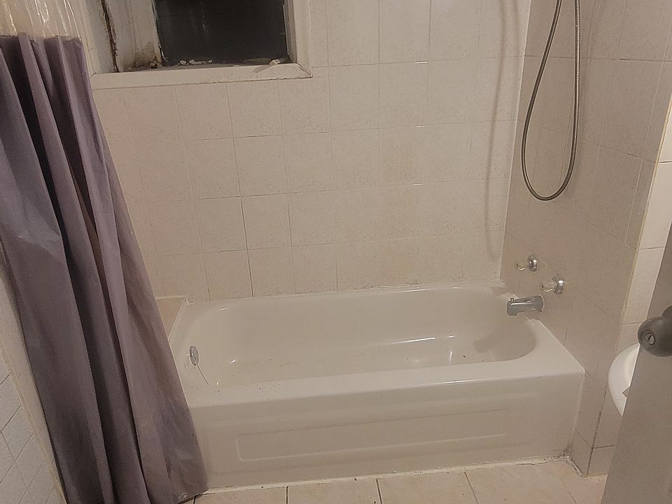 2nd washroom