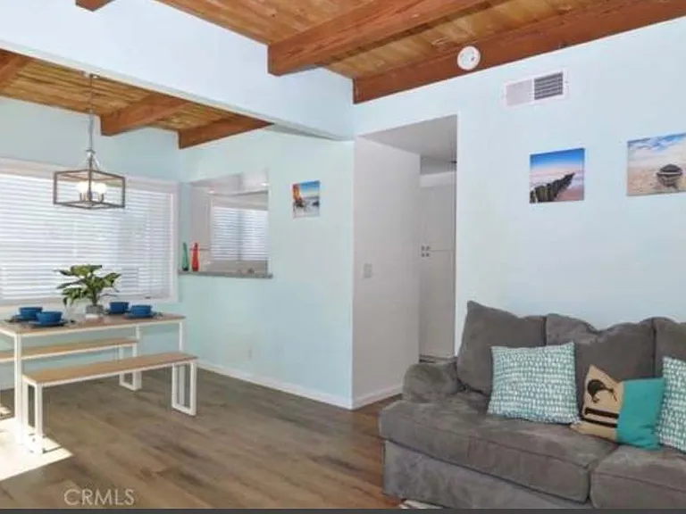 dining/living room