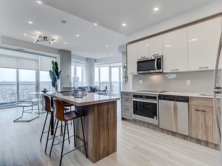 20 George St #2401 — Photo 4