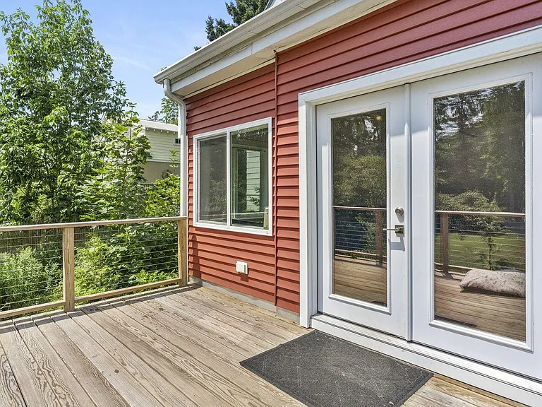 266 Highland Ave — Photo 27