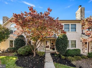 62 Soldiers Sq, Wayne, PA 19087