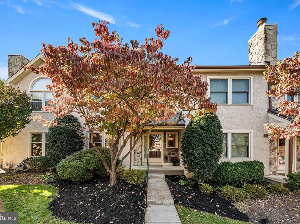 62 Soldiers Sq, Wayne, PA 19087