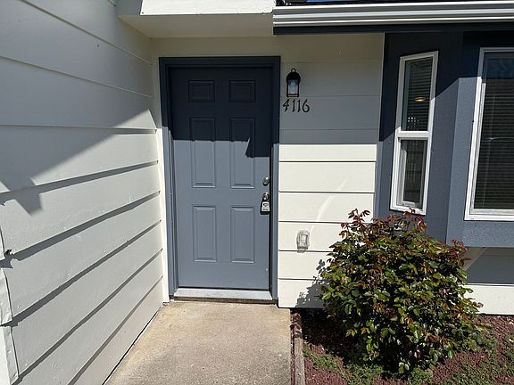 4th image of 4116 Bluebelle Way