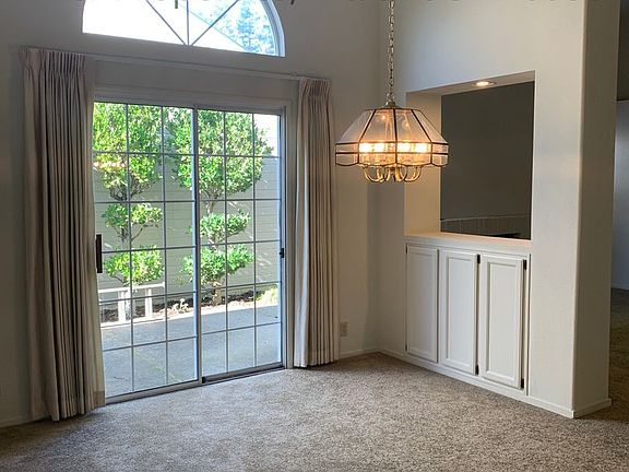 5th image of 167 River Chase Cir