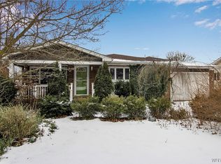 215 S 3rd St, Lewiston, NY 14092