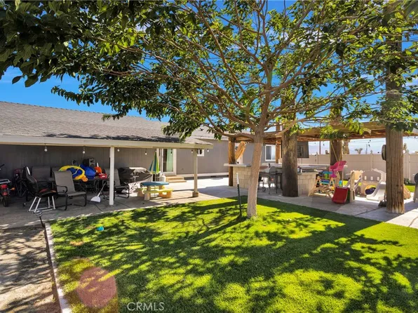 2176 Marco Rd, Phelan, CA 92371