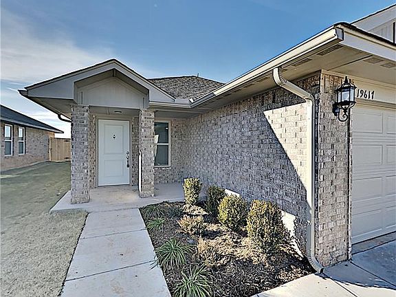 2nd image of 19617 Brookeville Dr